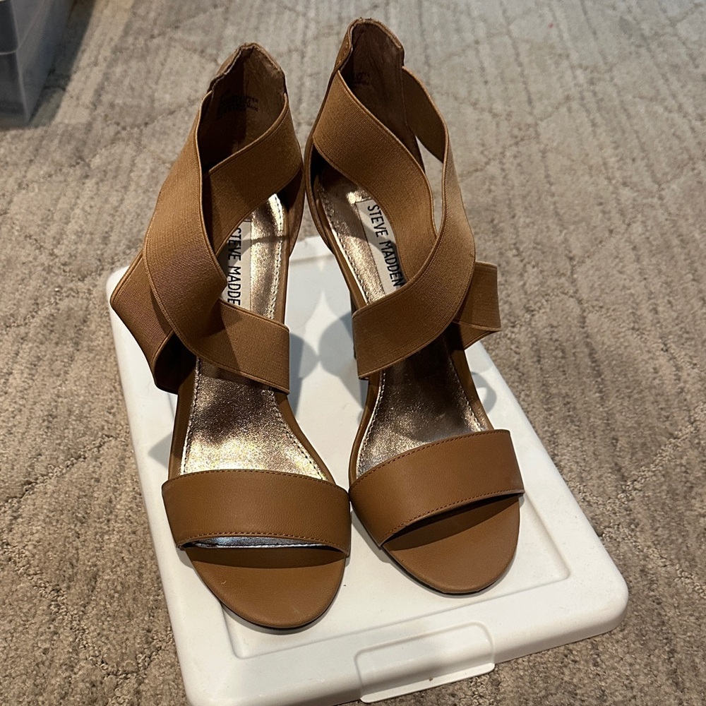 Steve Madden Dacia Brown Strappy Heels